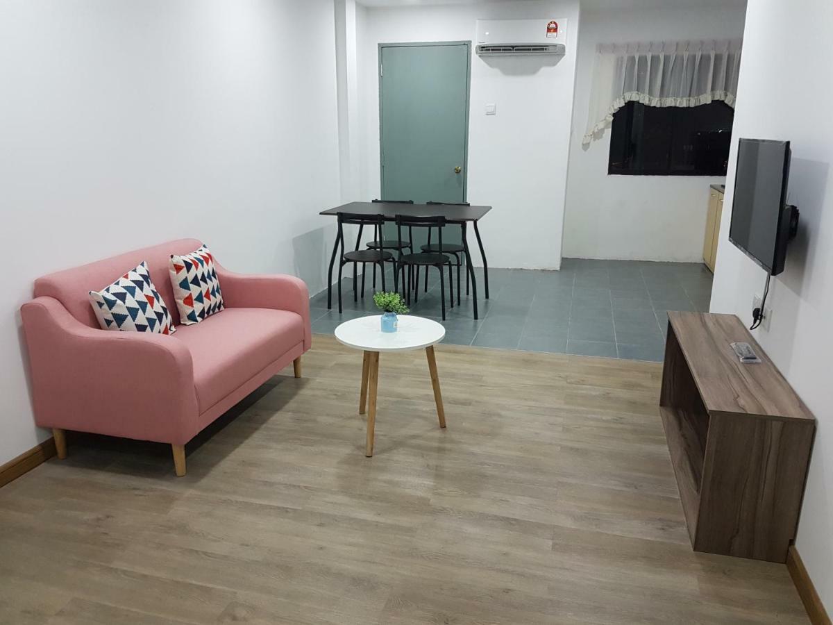 Sembulan @ Ning Guesthouse 宁舒民宿 كوتا كينابالو المظهر الخارجي الصورة